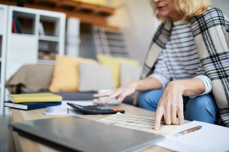 7 Common Myths About Money You Need to Stop Believing